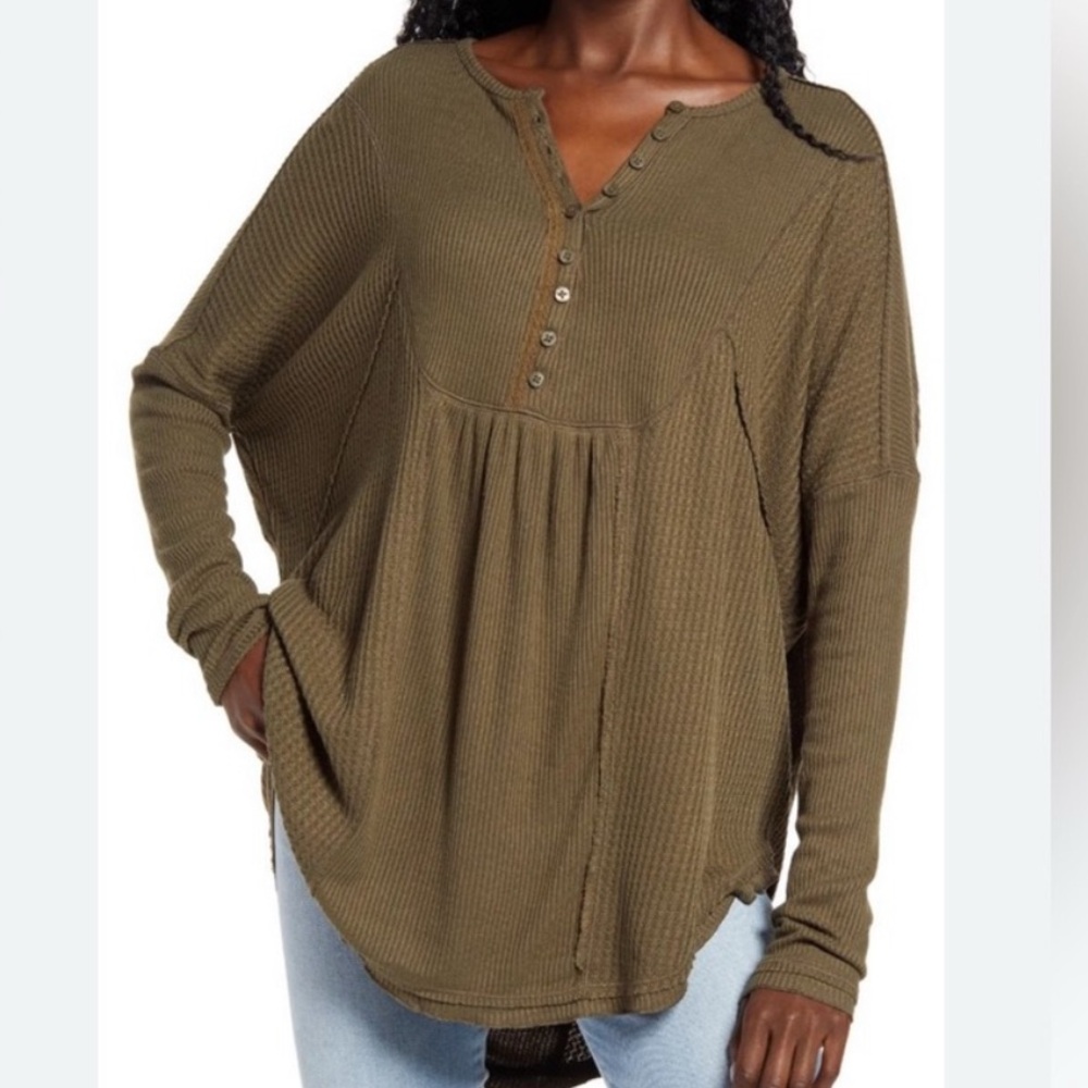 Free People Leo Henley Top –‎ Green, Size XS
